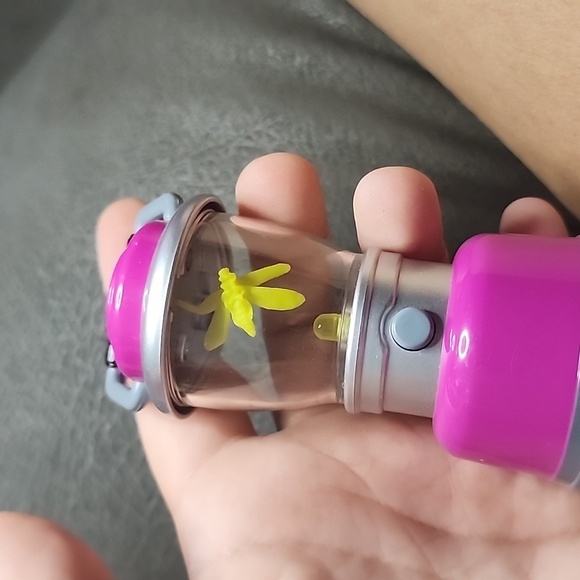 18in doll Pink and Gray Toy Lantern with mini fake fire - Picture 3 of 3